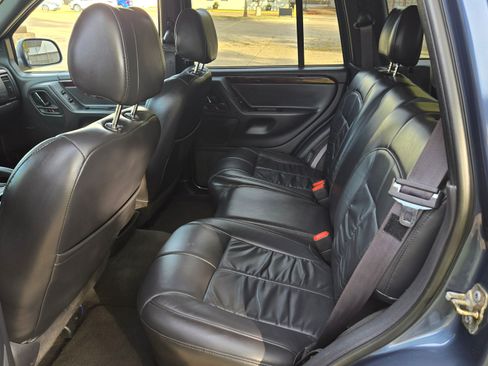 Used 2001 Jeep Grand Cherokee Limited image 9