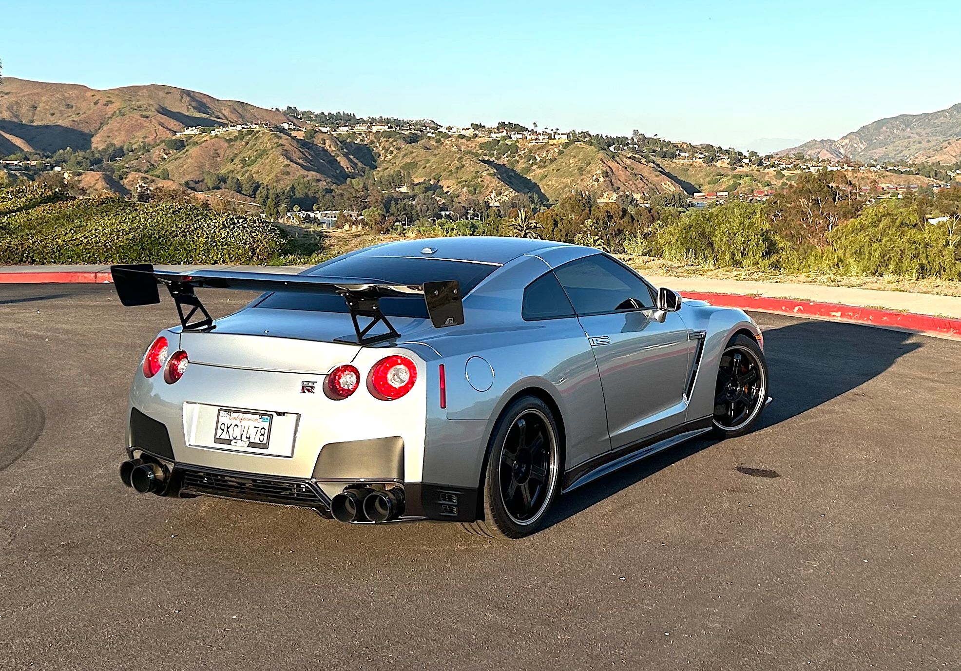 Used 2012 Nissan GT-R Black Edition AWD/4WD image 6