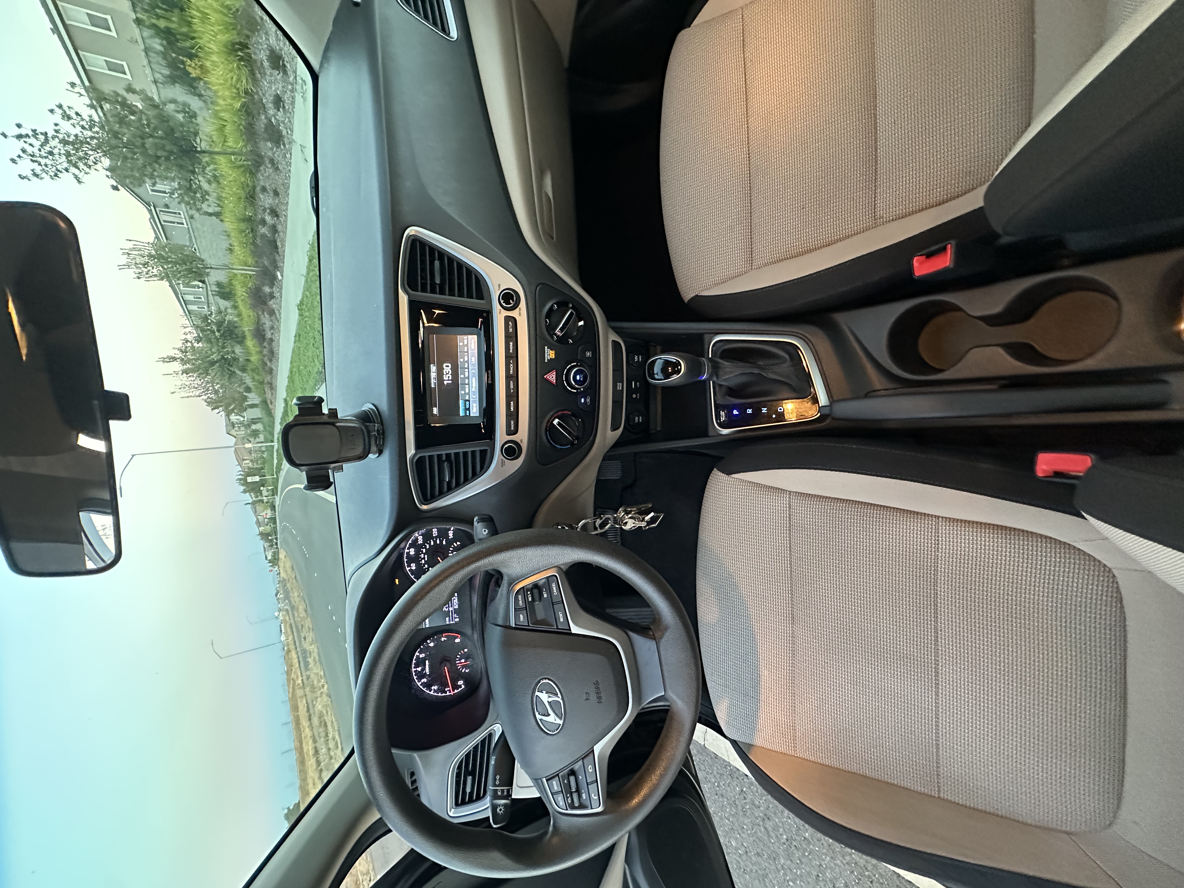 Used 2020 Hyundai Accent SE FWD image 6