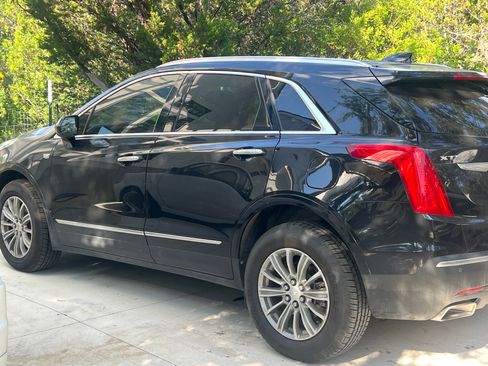 Used 2018 Cadillac XT5 Luxury w/ Driver Awareness Package FWD image 1