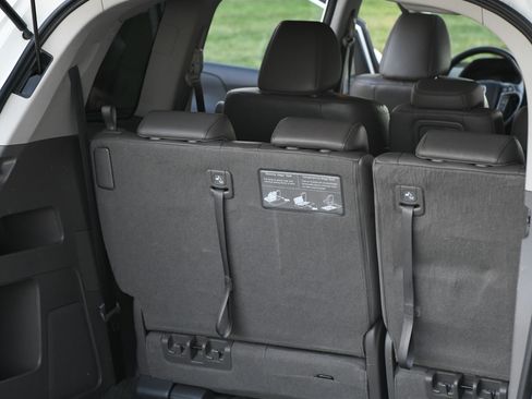 Used 2015 Honda Odyssey Touring image 21