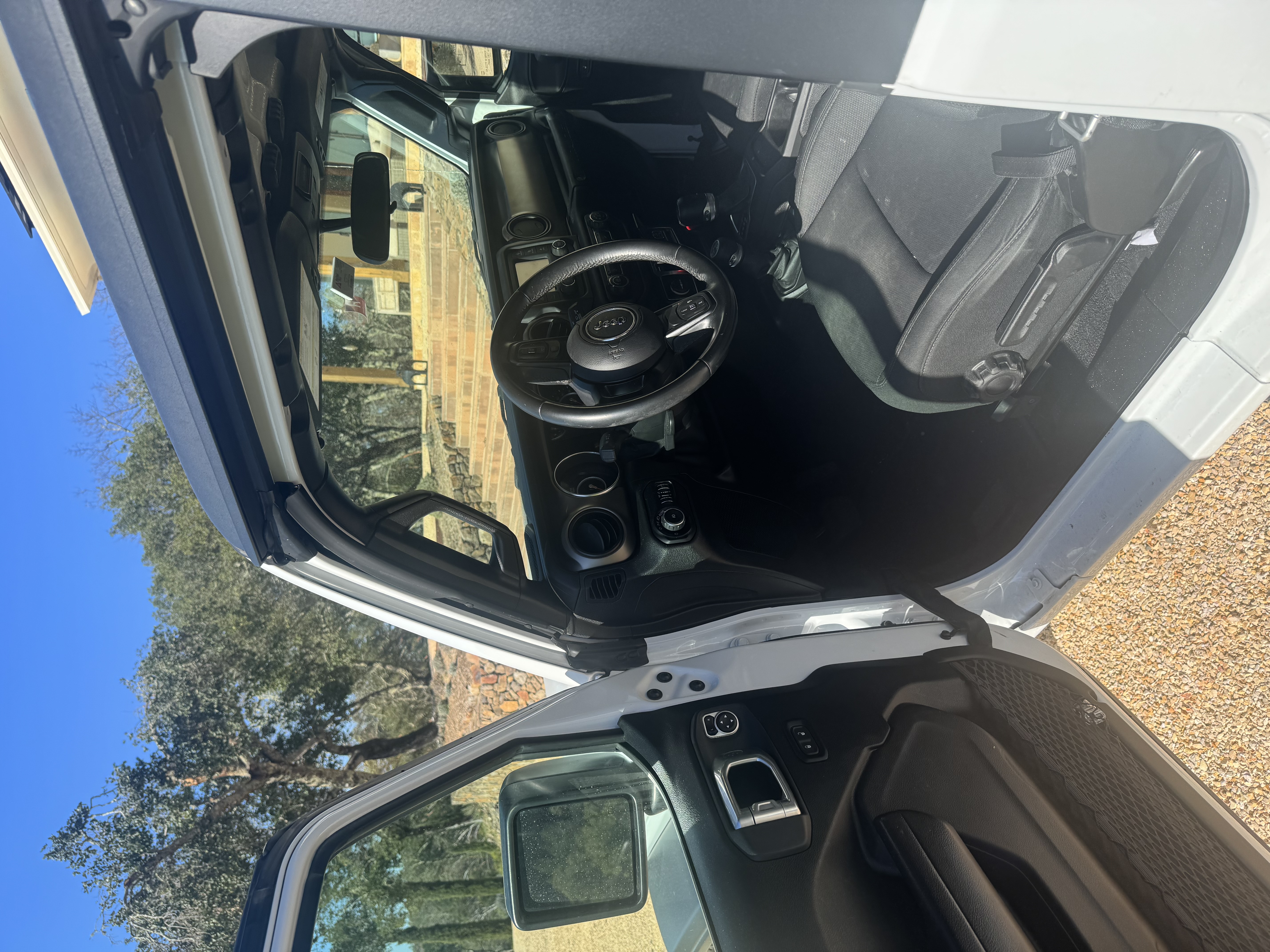 Used 2020 Jeep Wrangler Sport AWD/4WD image 9