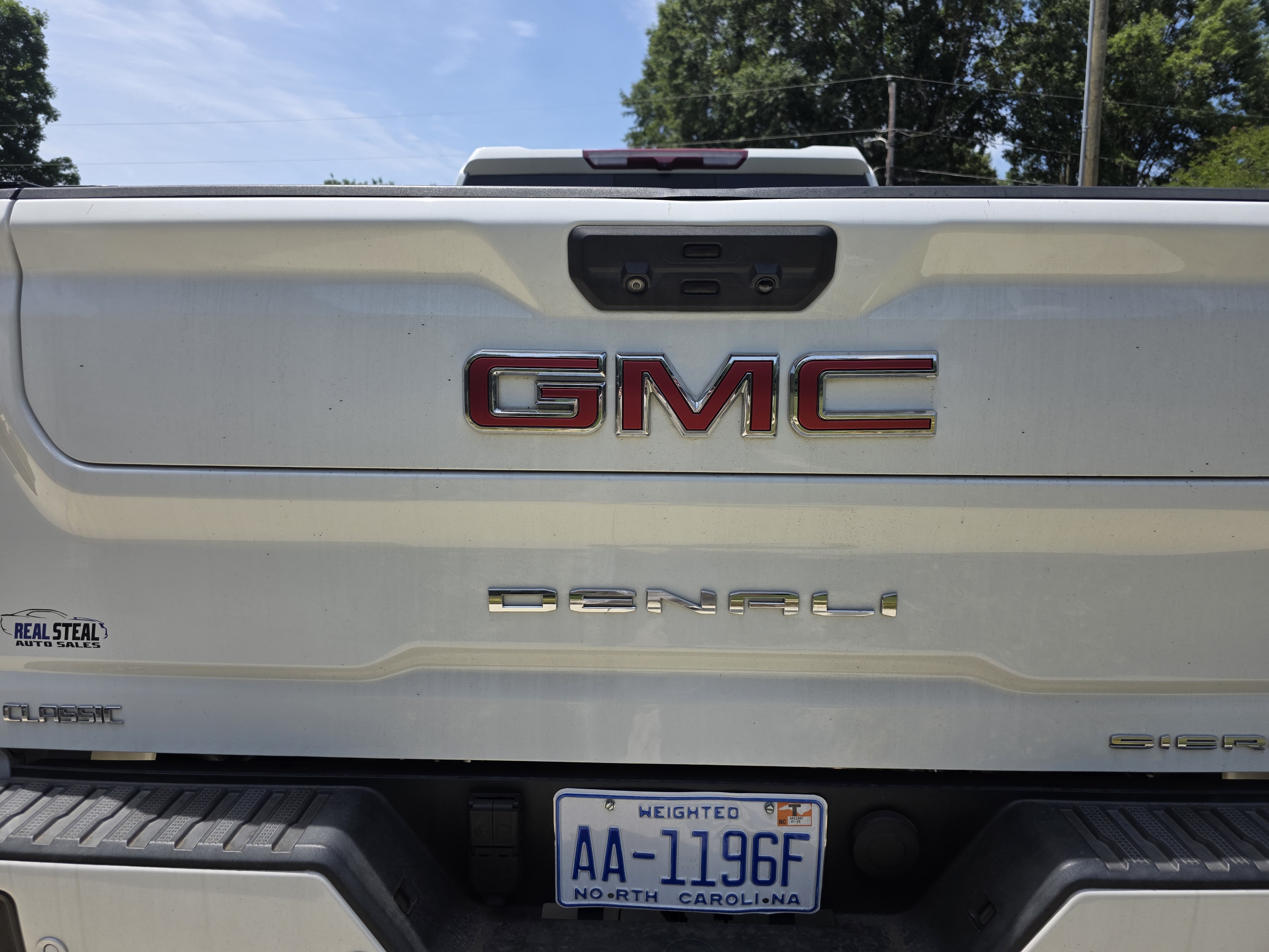Used 2022 GMC Sierra 2500 Denali AWD/4WD image 10