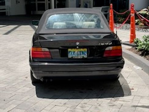 Used 1995 BMW 325i Convertible RWD image 13