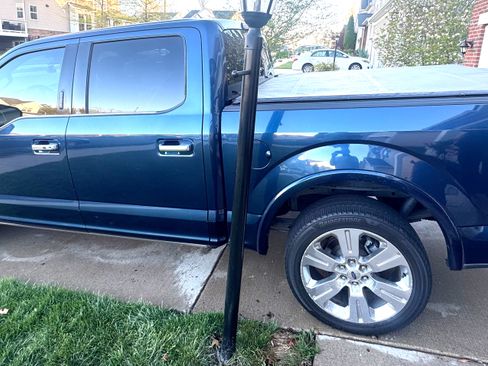 Used 2016 Ford F150 Limited w/ Trailer Tow Package image 5