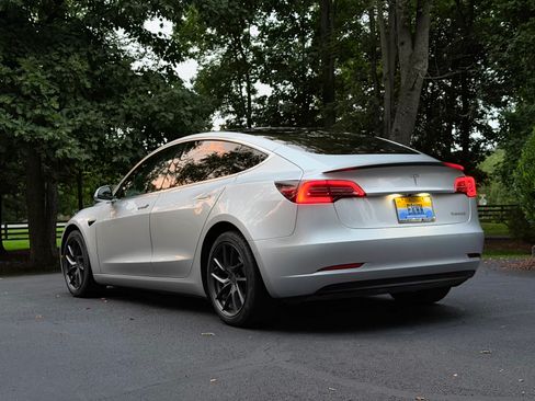 Used 2018 Tesla Model 3 Performance AWD/4WD image 9
