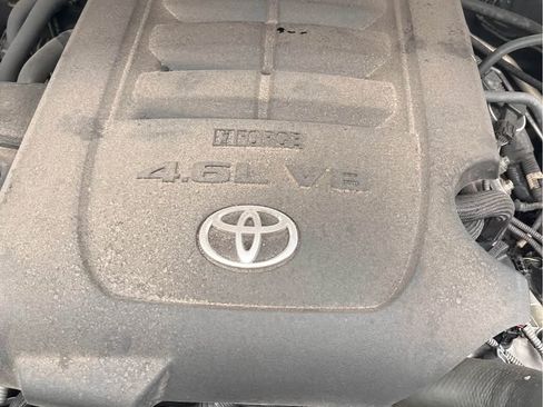 Used 2015 Toyota Tundra SR5 image 6