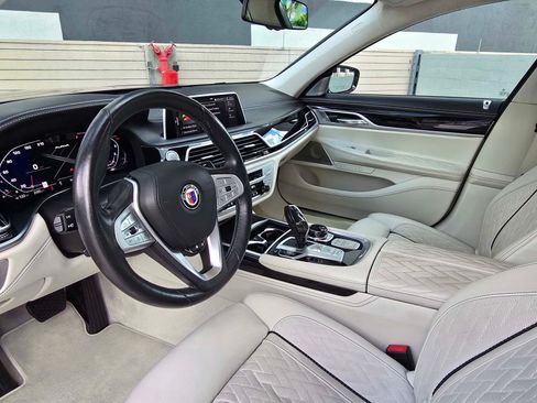 Used 2021 BMW ALPINA B7 xDrive w/ Luxury Rear Seating Package image 13
