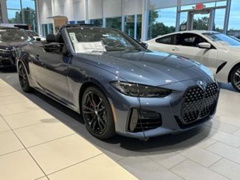 Used 2024 BMW 440i xDrive Convertible w/ Premium Package AWD/4WD image 12