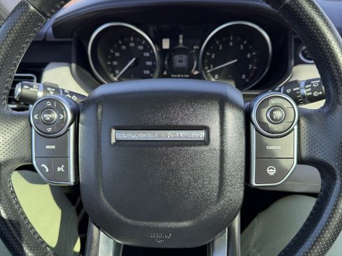 Used 2016 Land Rover Range Rover Sport HSE image 14