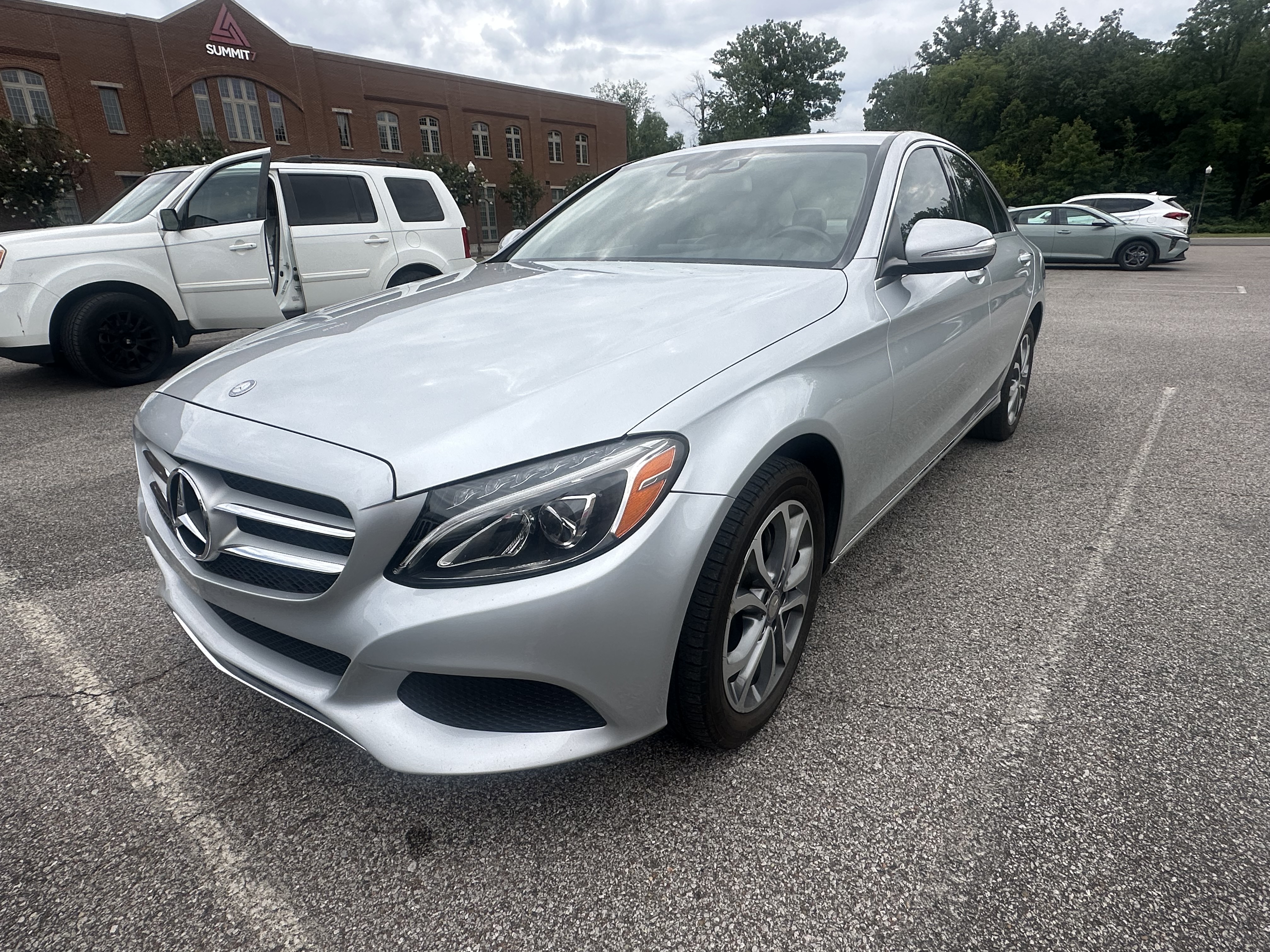 Used 2015 Mercedes-Benz C 300 4MATIC Sedan image 1