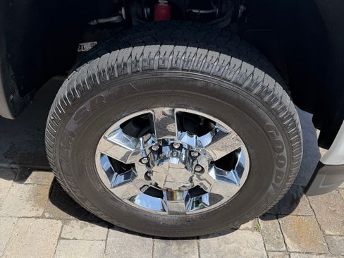 Used 2019 GMC Sierra 3500 Denali w/ Duramax Plus Package AWD/4WD image 19