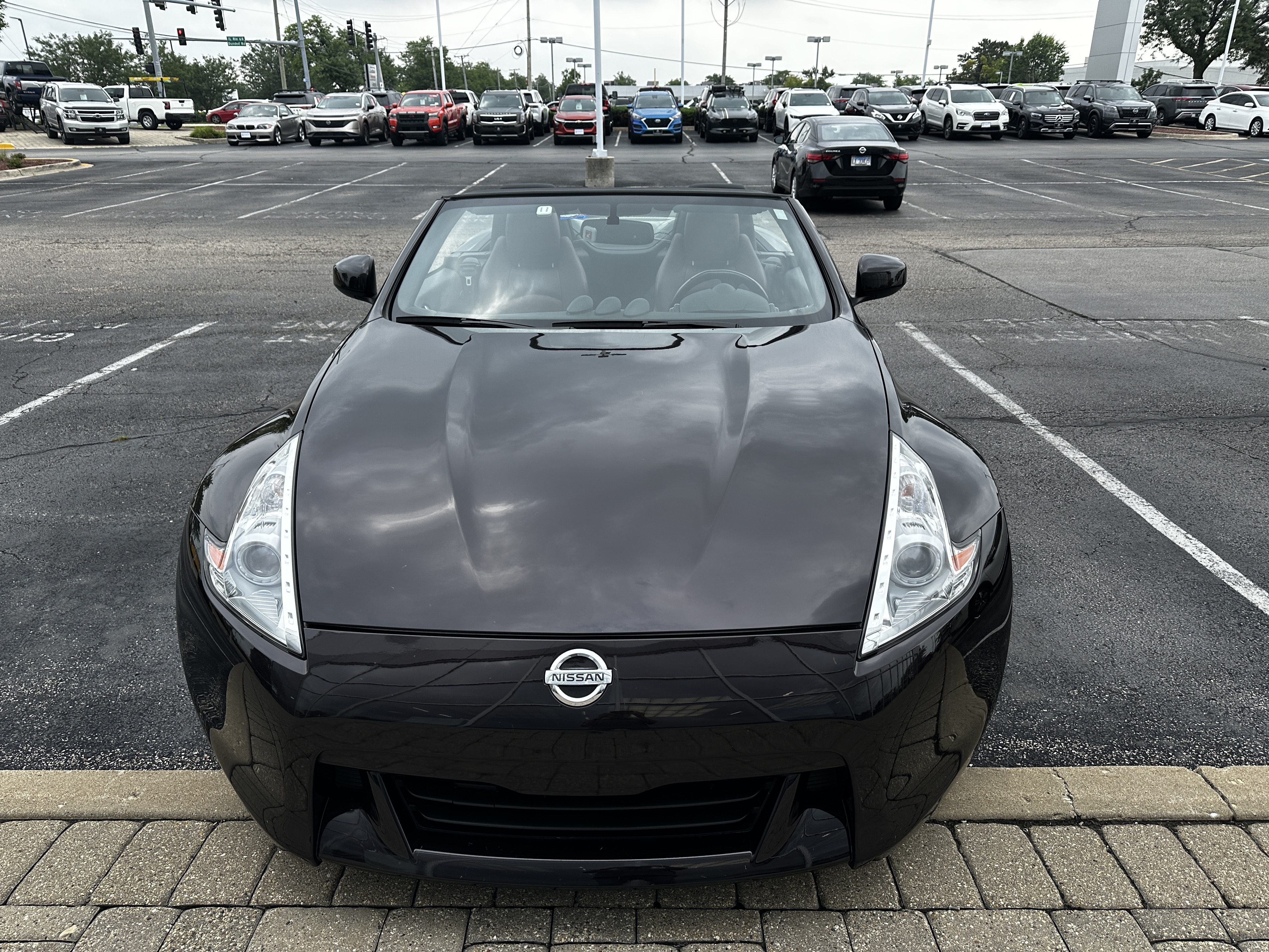 Used 2010 Nissan 370Z Touring w/ Sport Pkg RWD image 8