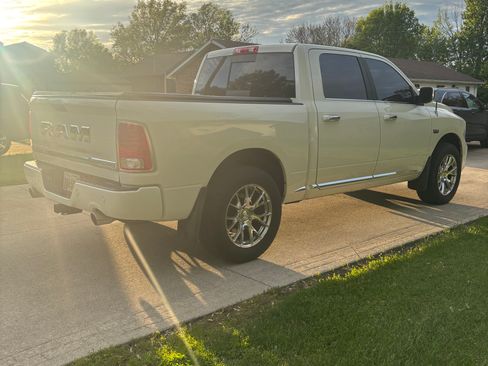 Used 2017 RAM 1500 Limited AWD/4WD image 6