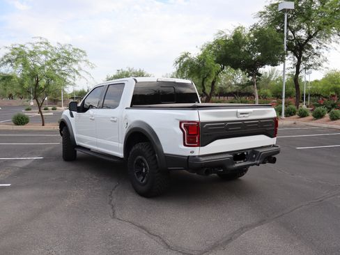 Used 2017 Ford F150 Raptor w/ Equipment Group 802A Luxury image 6