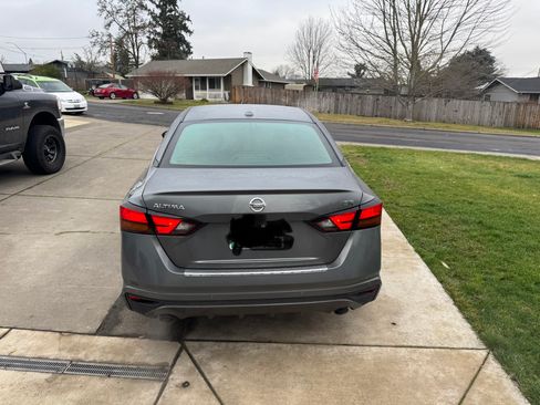 Used 2022 Nissan Altima 2.5 SR image 5