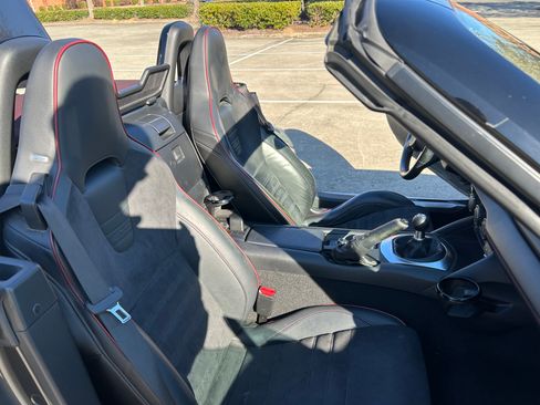 Used 2018 MAZDA MX-5 Miata Club w/ Brembo/BBS Recaro Package image 14