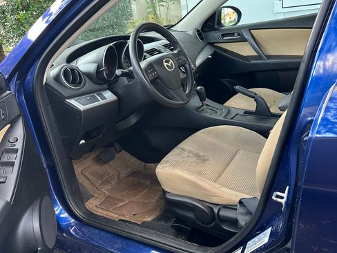 Used 2012 MAZDA MAZDA3 i Touring FWD image 5
