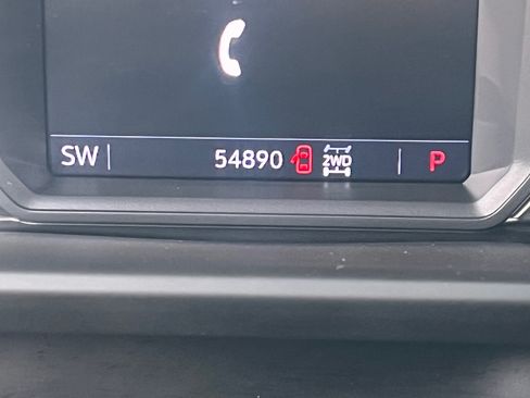 Used 2023 GMC Sierra 3500 SLE w/ SLE Value Package image 15