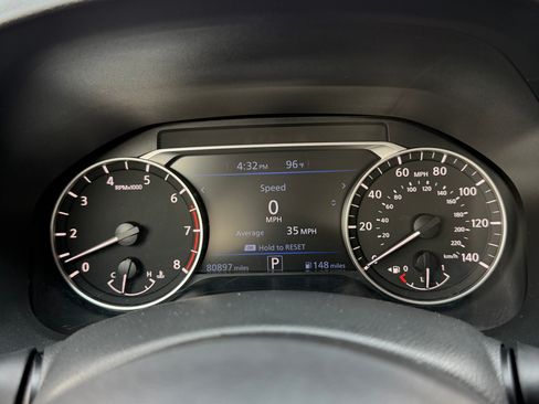 Used 2023 Nissan Altima 2.5 SV FWD image 19