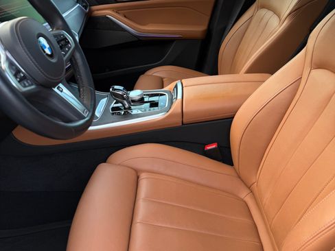 Used 2022 BMW X5 M50i w/ Executive Package image 21