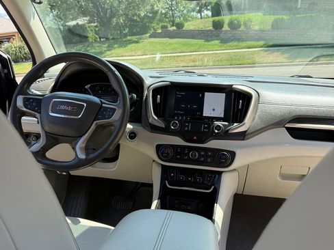 Used 2019 GMC Terrain Denali w/ Comfort Package FWD image 15
