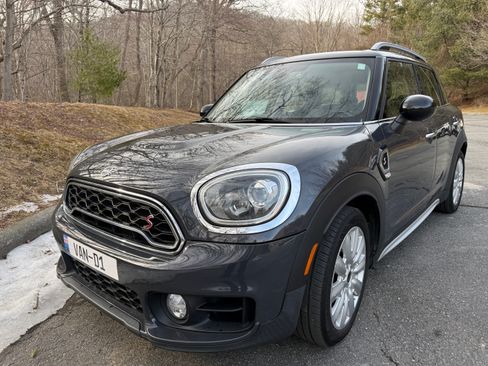Used 2019 MINI Cooper Countryman S image 2