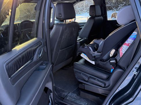 Used 2021 GMC Yukon Denali image 15