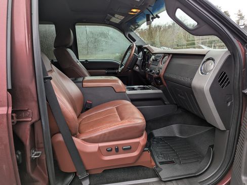 Used 2011 Ford F250 King Ranch w/ FX4 Off Road Pkg image 19