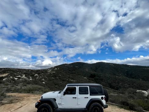 Used 2020 Jeep Wrangler Unlimited Sport S AWD/4WD image 9