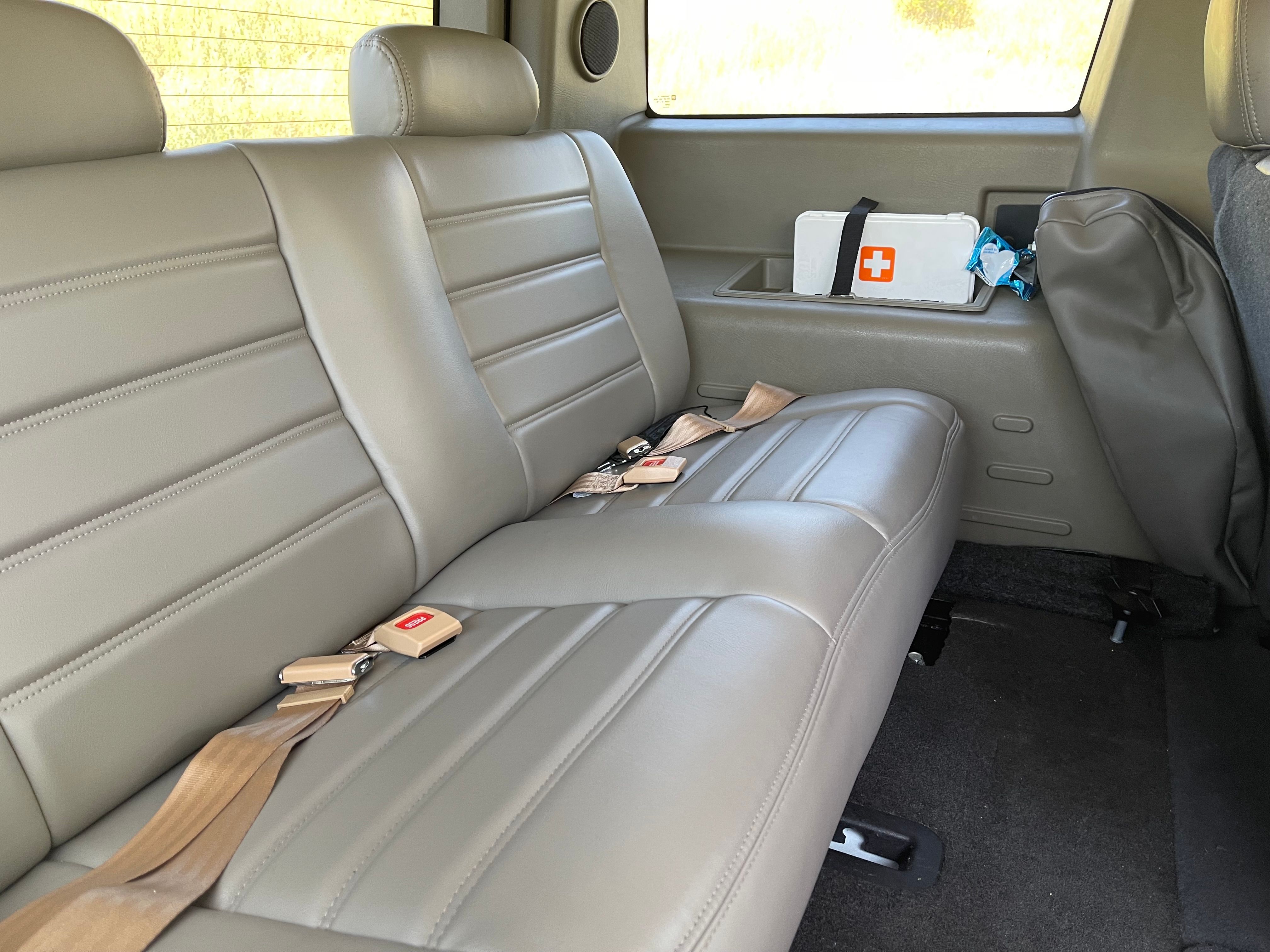 Used 2003 HUMMER H2 w/ Preferred Equipment Group AWD/4WD image 10