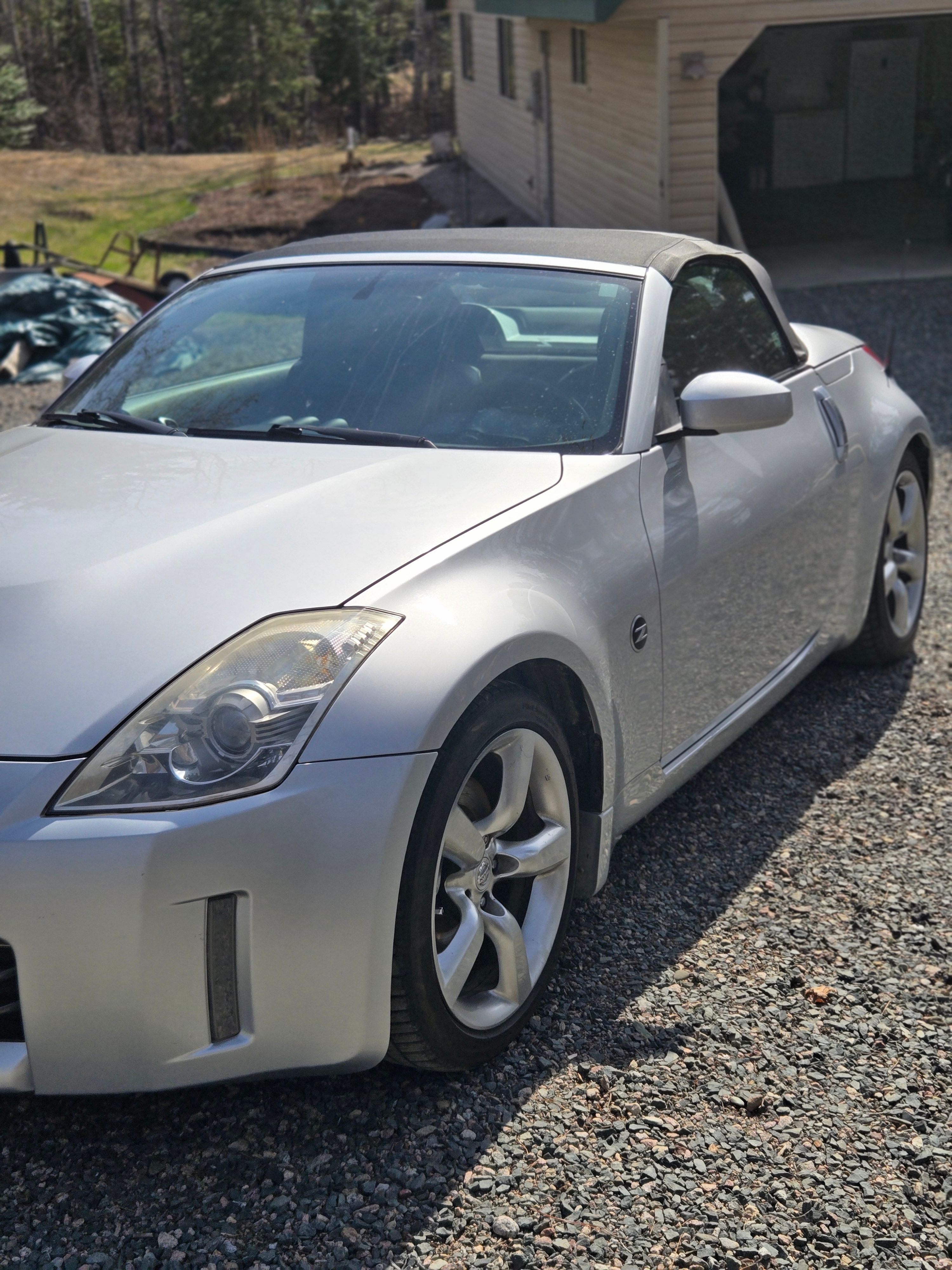 Used 2007 Nissan 350Z Touring RWD image 10
