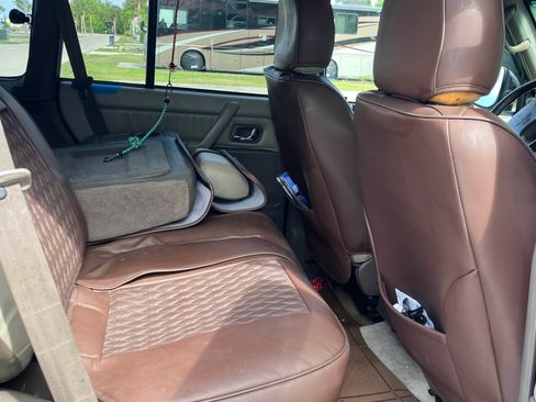 Used 1999 Mitsubishi Montero image 8