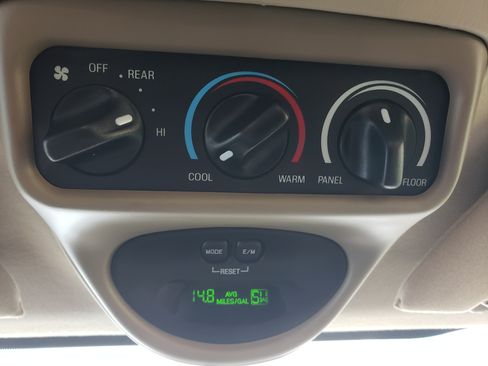 Used 2005 Ford Excursion Limited image 21