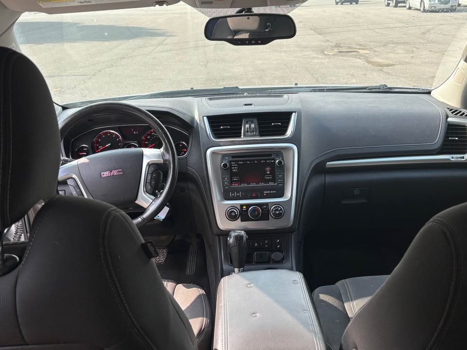 Used 2016 GMC Acadia SLE AWD/4WD image 12