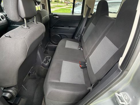 Used 2017 Jeep Patriot Sport w/ Power Value Group FWD image 11