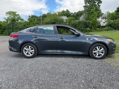 Used 2016 Kia Optima LX w/ LX Convenience Package
