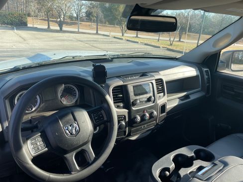 Used 2019 RAM 1500 Tradesman image 13