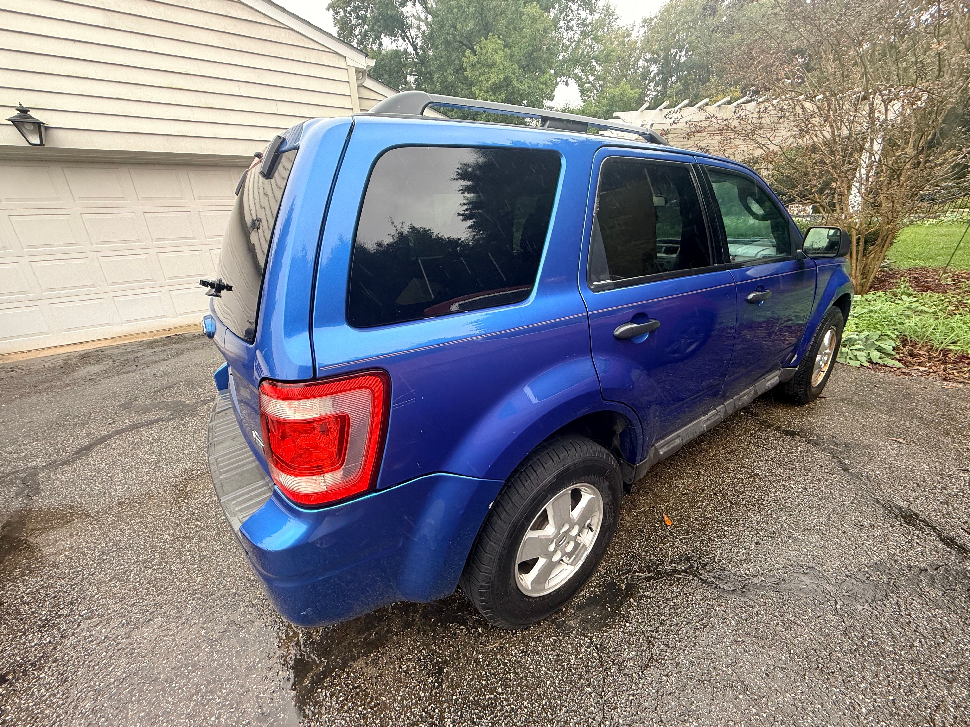 Used 2011 Ford Escape XLT FWD image 10