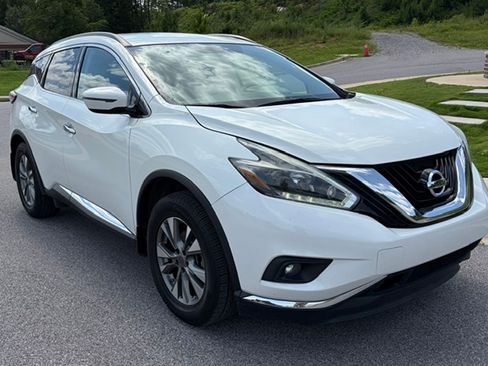 Used 2018 Nissan Murano SV FWD image 1