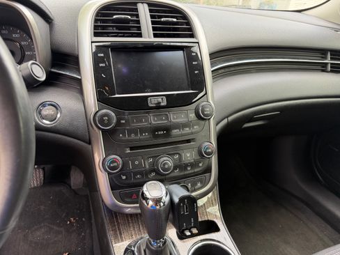 Used 2014 Chevrolet Malibu LTZ image 6