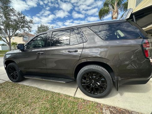 Used 2021 Chevrolet Tahoe LT w/ Rear Media and Nav Package RWD image 5