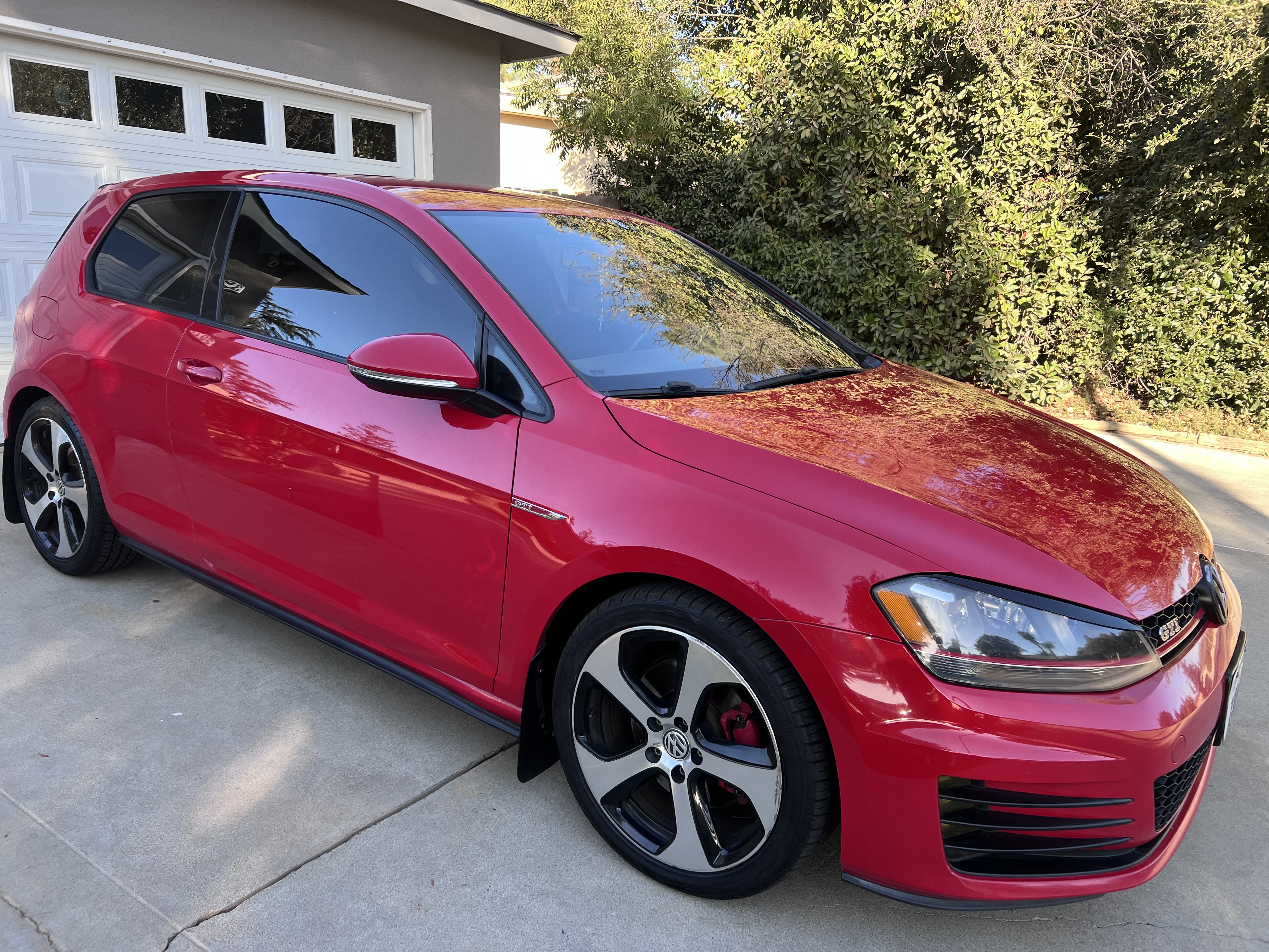 Used 2016 Volkswagen GTI S w/ Lighting Package (SEL) FWD image 4