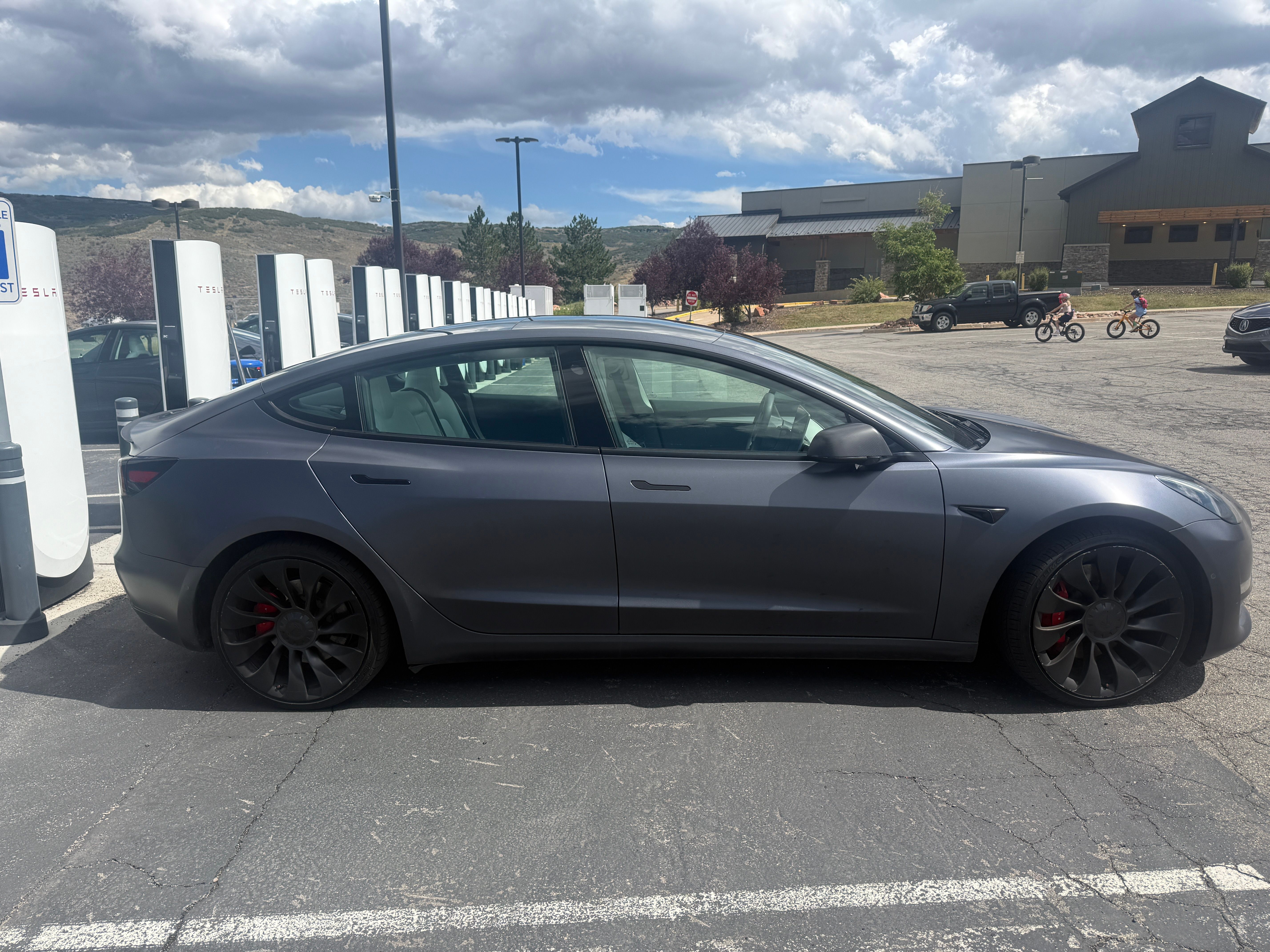 Used 2022 Tesla Model 3 Performance AWD/4WD image 1
