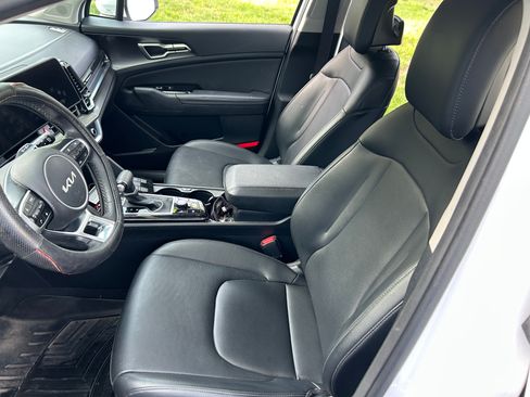 Used 2023 Kia Sportage EX FWD image 16