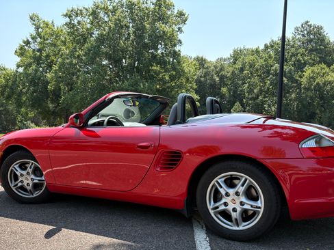 Used 2003 Porsche Boxster RWD image 10