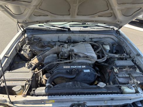 Used 2003 Toyota Tacoma 4x4 Xtracab V6 w/ Convenience Pkg image 15