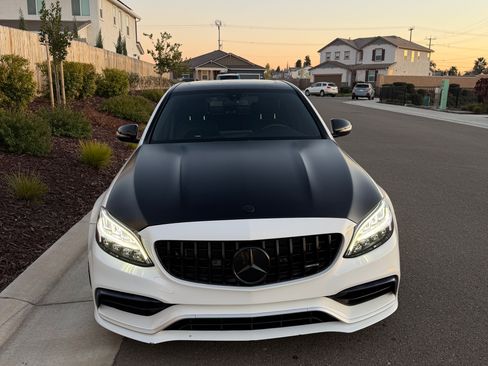 Used 2019 Mercedes-Benz C 63 AMG Sedan image 4