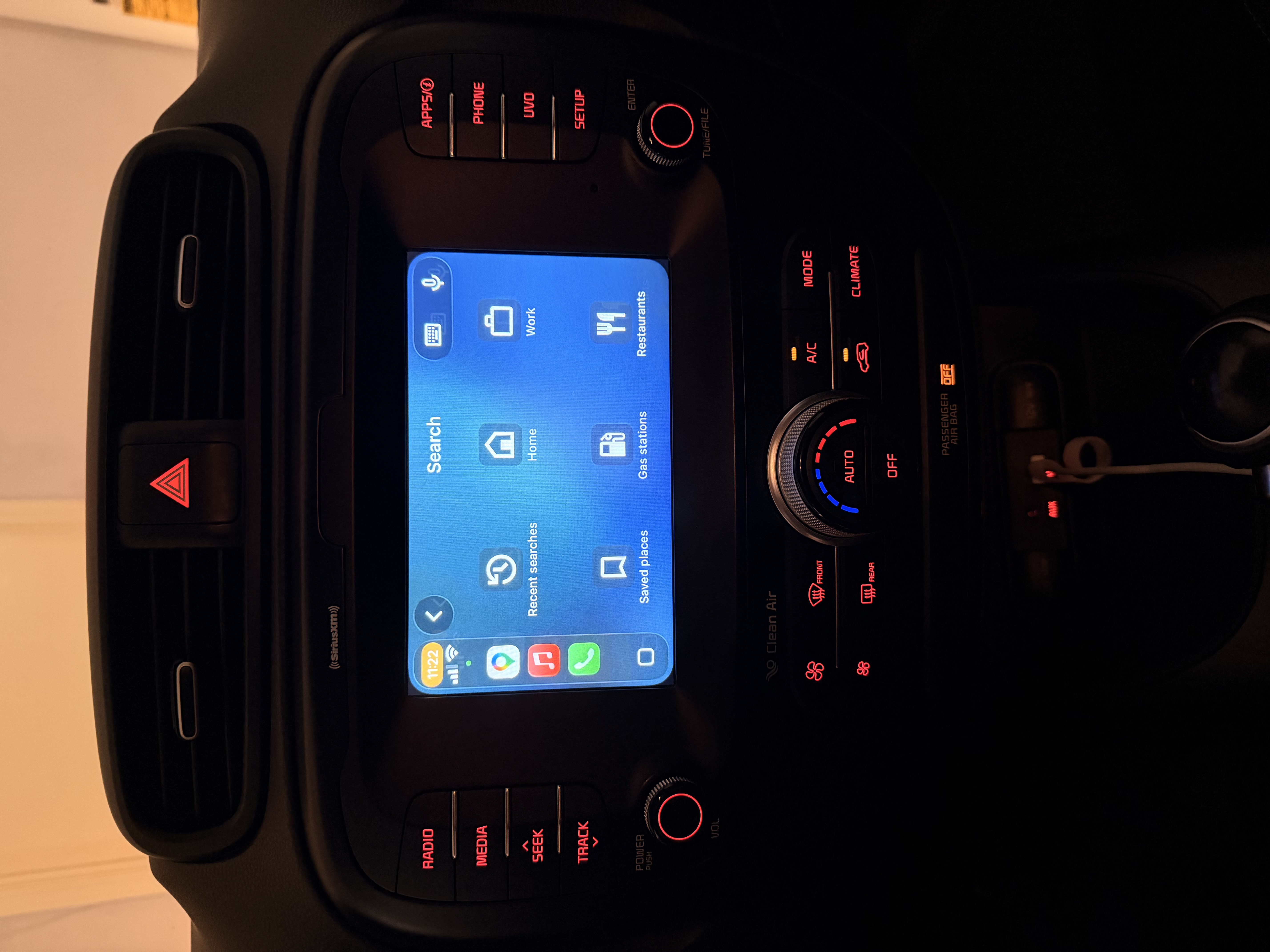 Used 2018 Kia Soul + FWD image 17