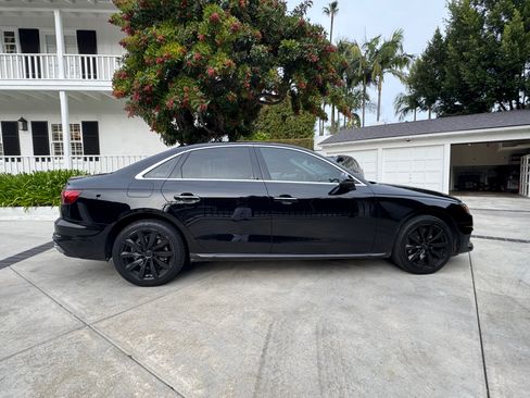 Used 2021 Audi A4 2.0T Premium w/ Convenience Package image 5